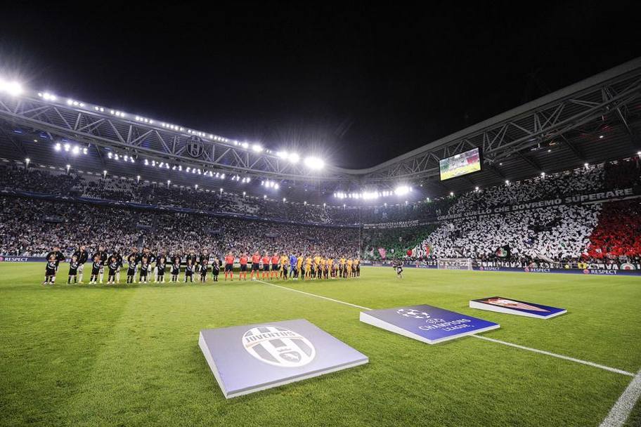 La coreografia dello Juventus Stadium, LAPRESSE